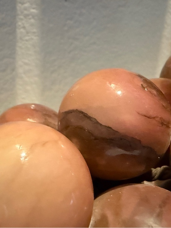 Vintage Pink Onyx Grapes Cluster Stone Fruit Sculpture MCM Alabaster Decor - Picture 12 of 15